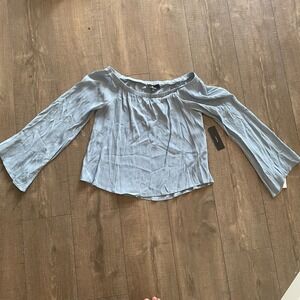 NWT Lulu's Women's Size Large Boho SummerLight Blue Bell Sleeve Off-Shoulder Top